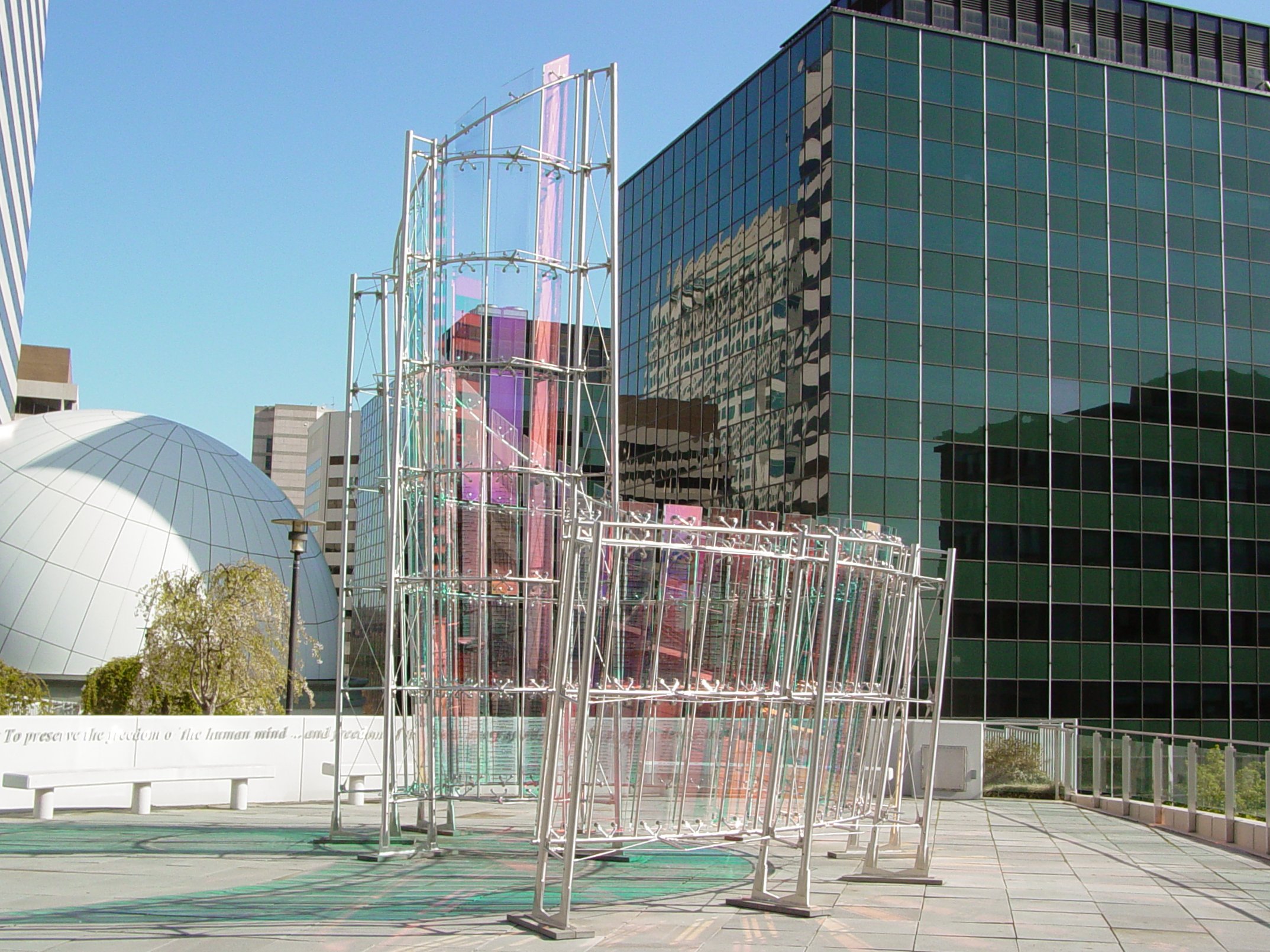 An image of the Journalists Memorial in Freedom Park in Rosslyn, Va. Image courtesy of Wikimedia Commons, some rights reserved.